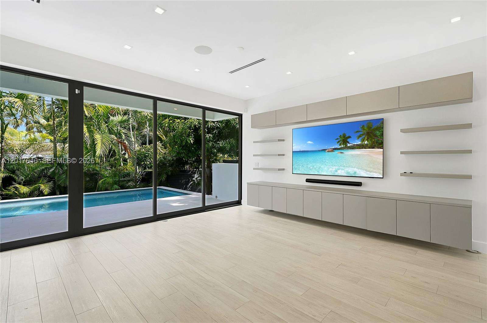 1311 Bay Dr, Miami Beach, FL 33141 | Picture 11