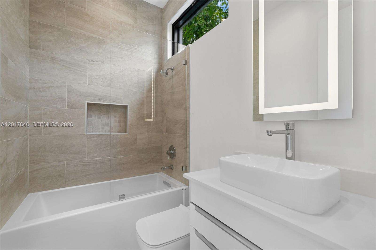 1311 Bay Dr, Miami Beach, FL 33141 | Picture 40
