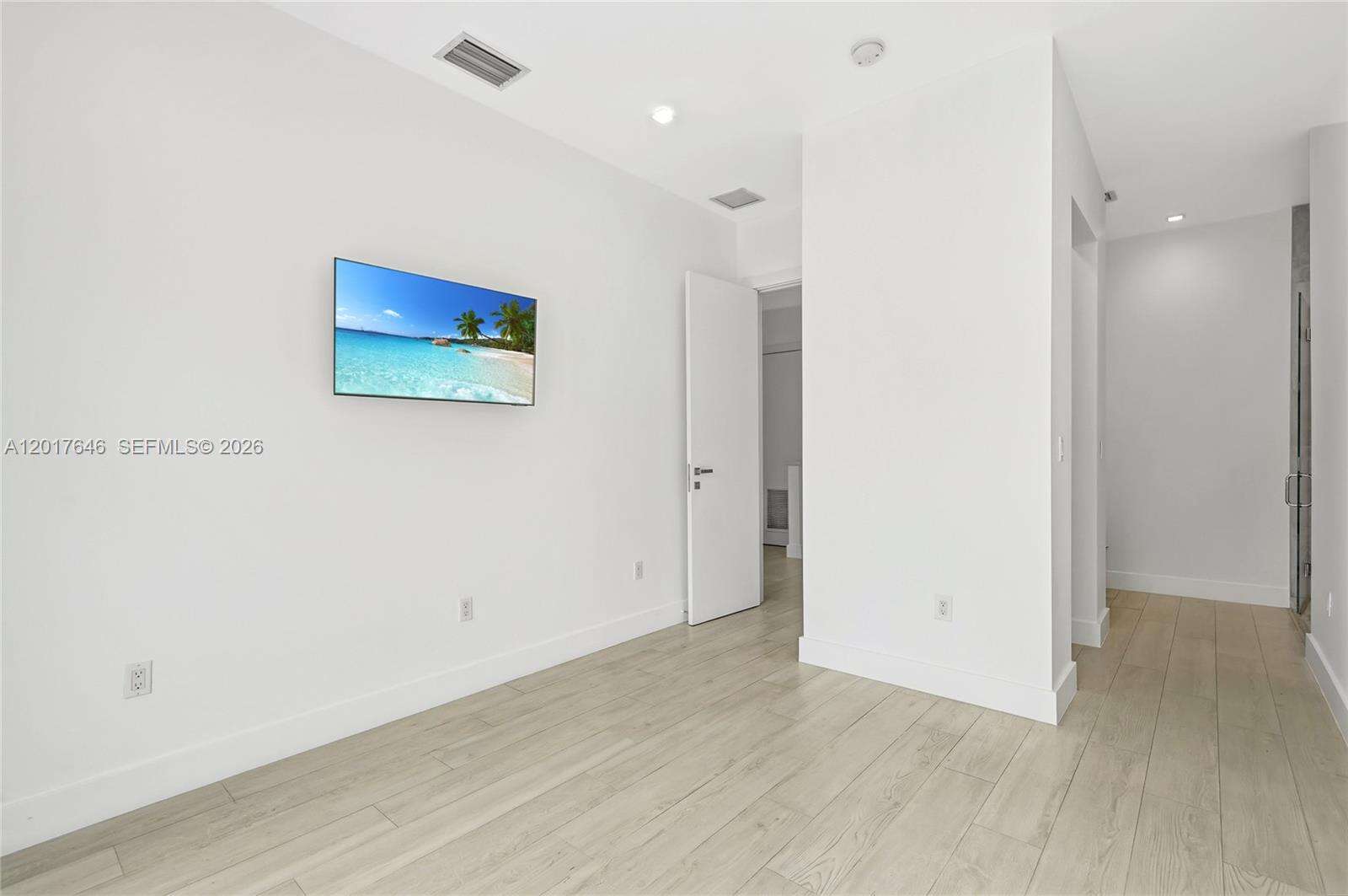1311 Bay Dr, Miami Beach, FL 33141 | Picture 42