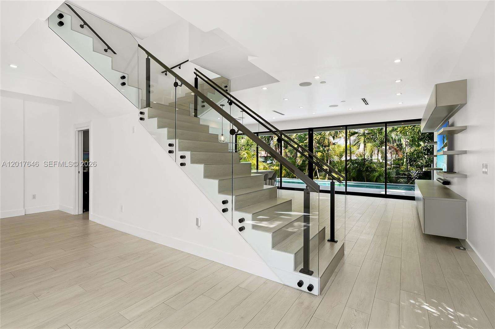 1311 Bay Dr, Miami Beach, FL 33141 | Picture 9