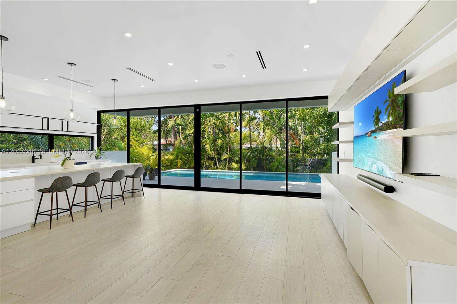 1311 Bay Dr, Miami Beach, FL 33141 | Picture 10
