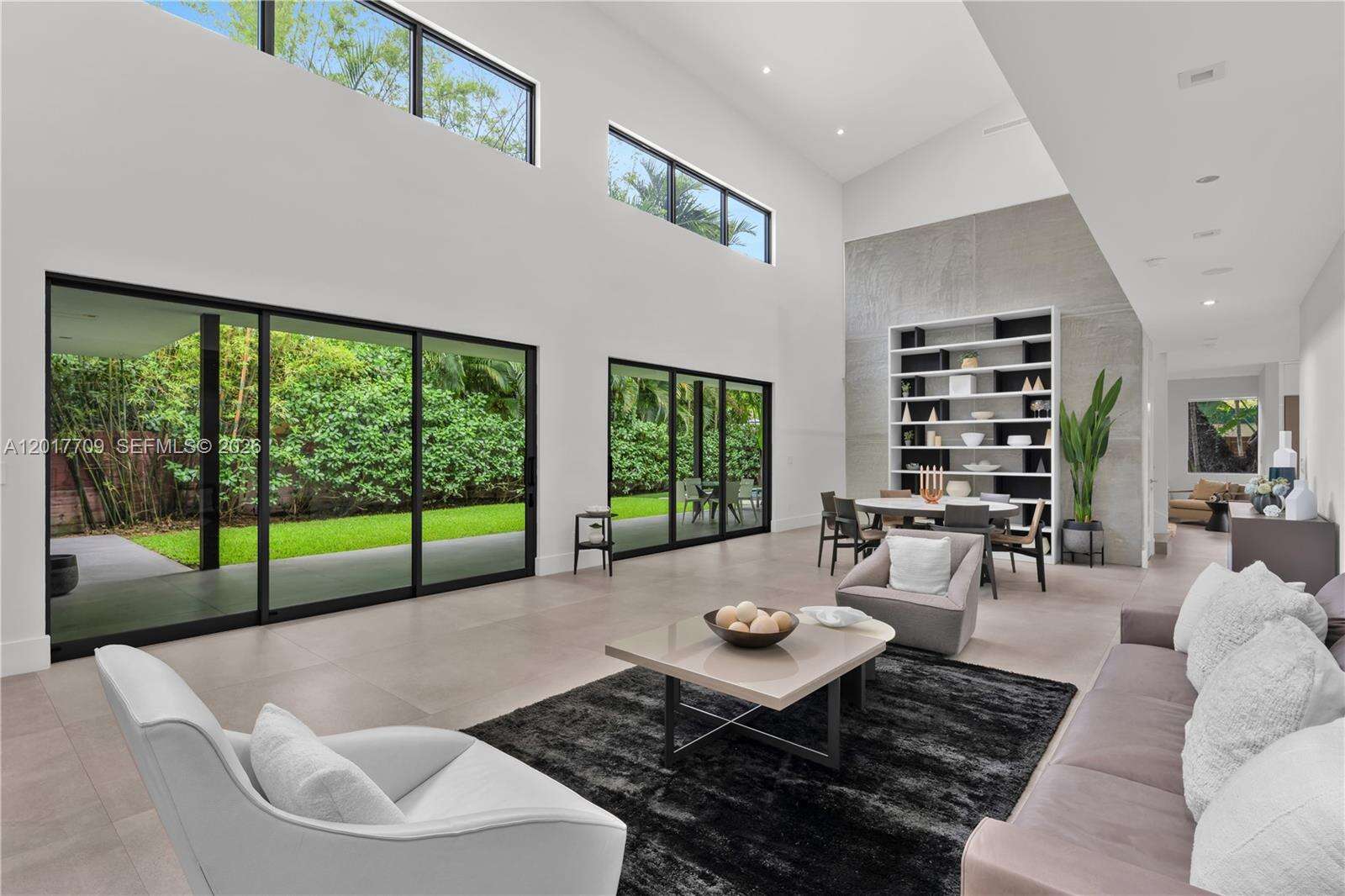 10 Samana Dr, Miami, FL 33133 - For Sale photo 2