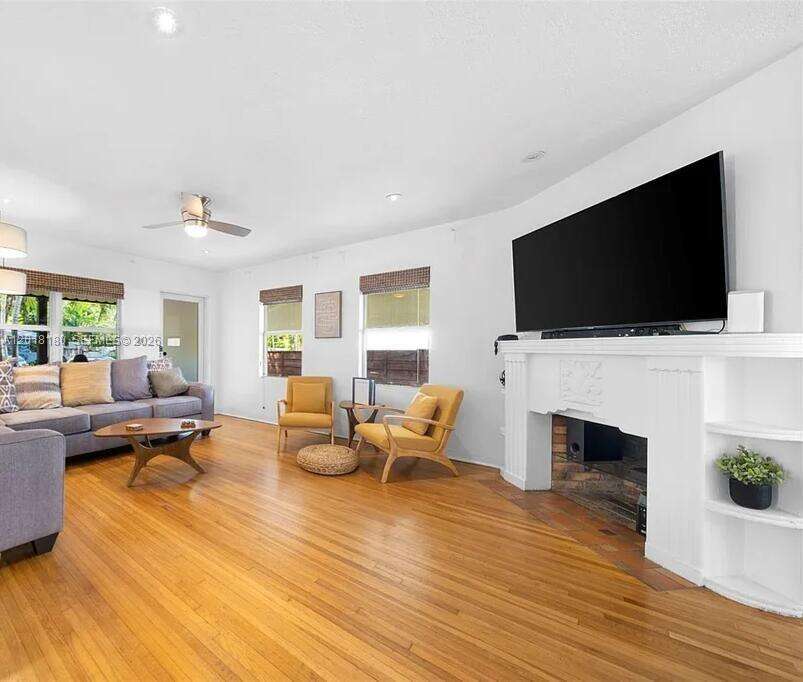 1617 3rd Ct, Fort Lauderdale, FL 33301 - For Sale photo 5