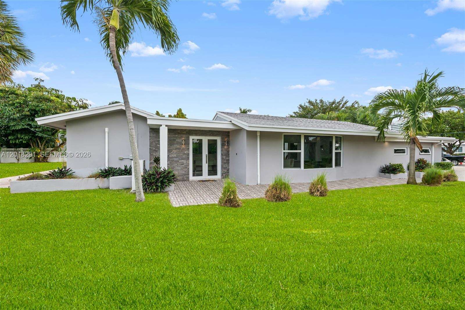 2711 Mayan Dr, Fort Lauderdale, FL 33316 - For Sale photo 21