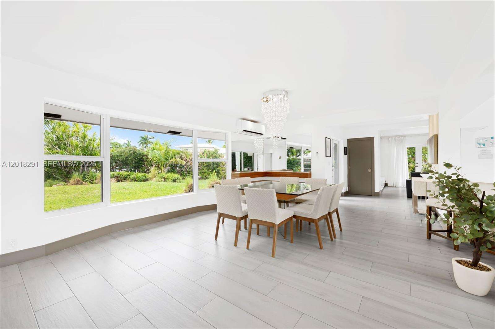 2711 Mayan Dr, Fort Lauderdale, FL 33316 - For Sale photo 5