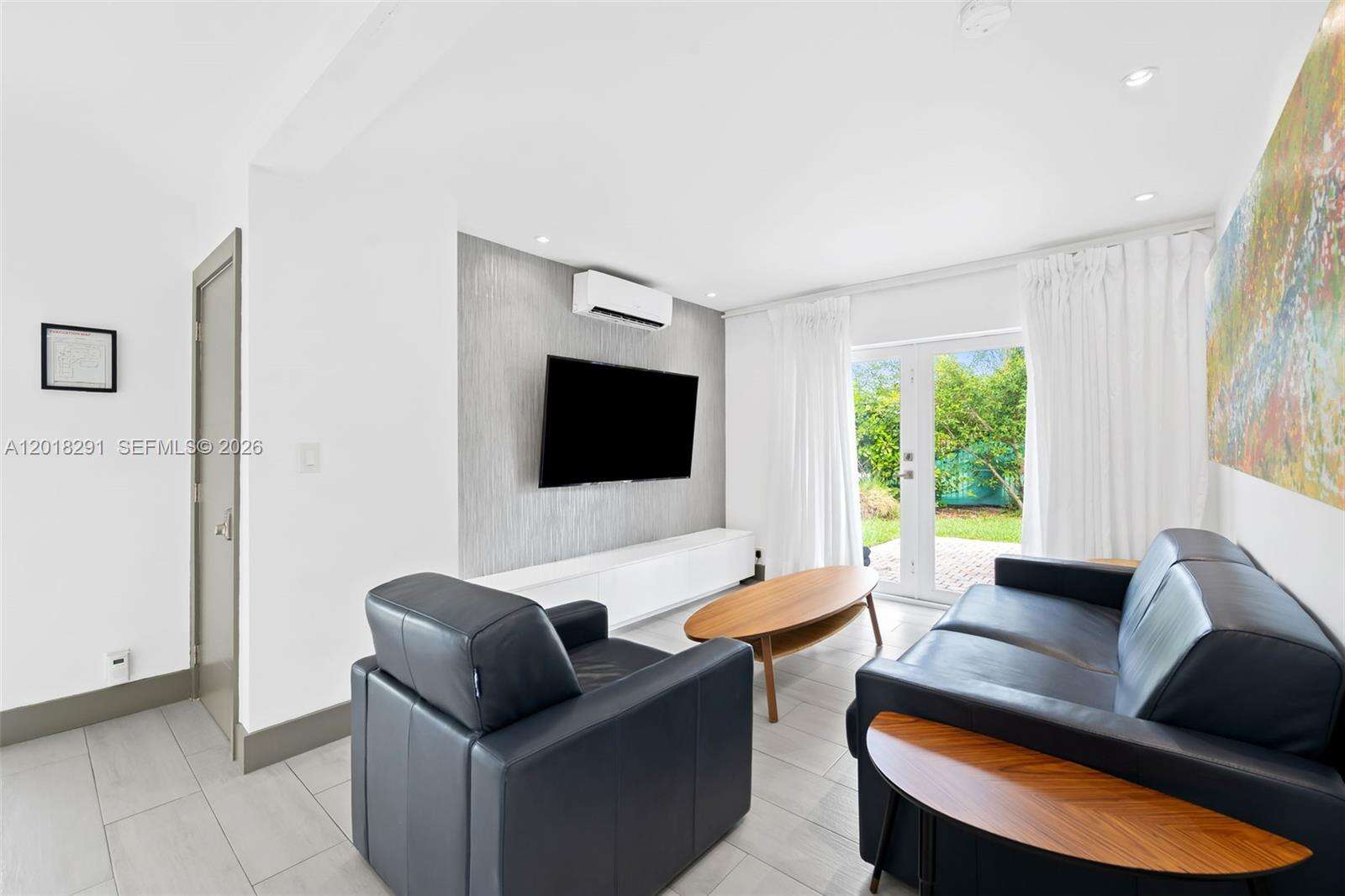 2711 Mayan Dr, Fort Lauderdale, FL 33316 - For Sale photo 8