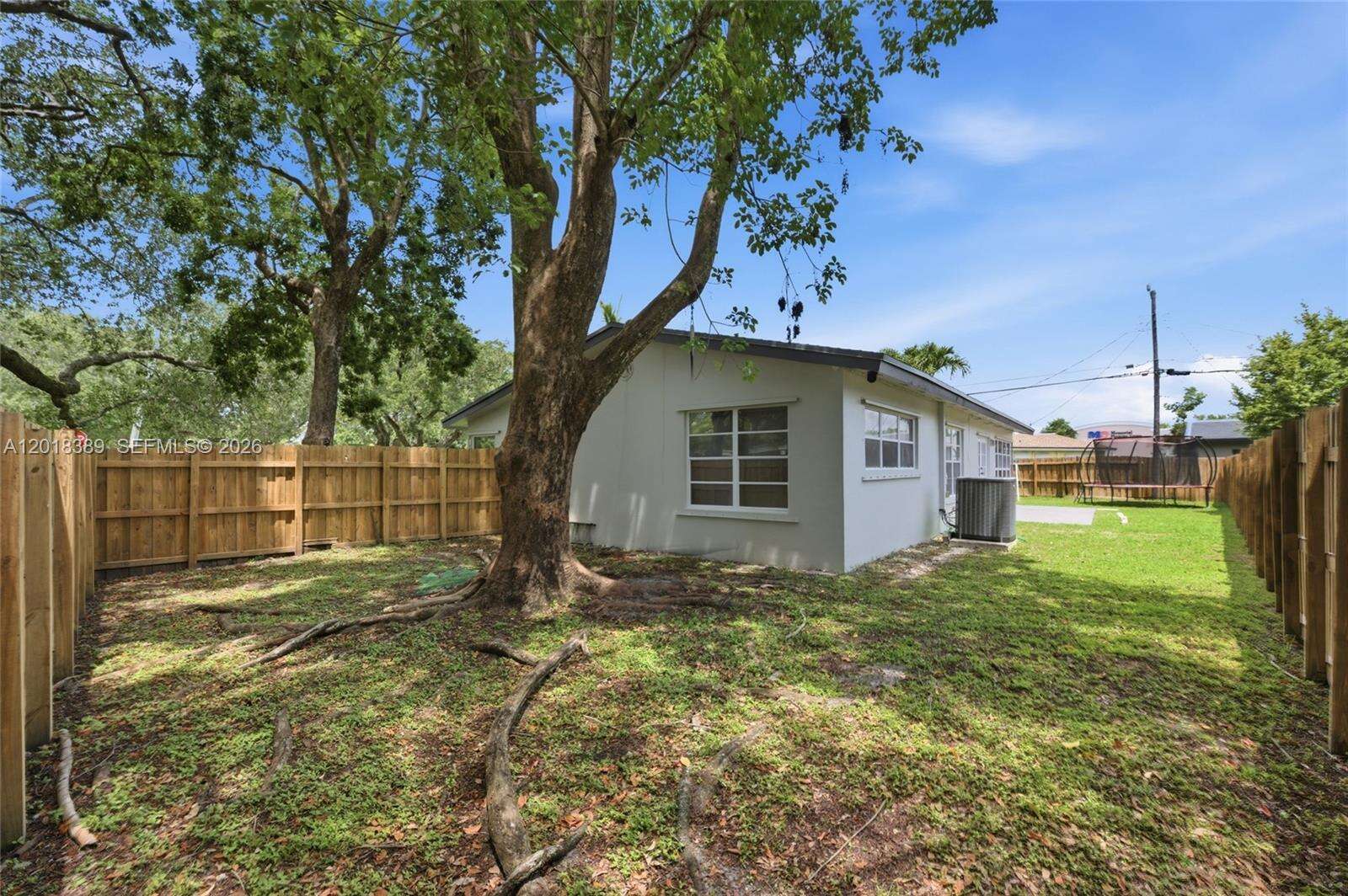 109 57th Ave, Hollywood, FL 33023 - For Sale photo 35