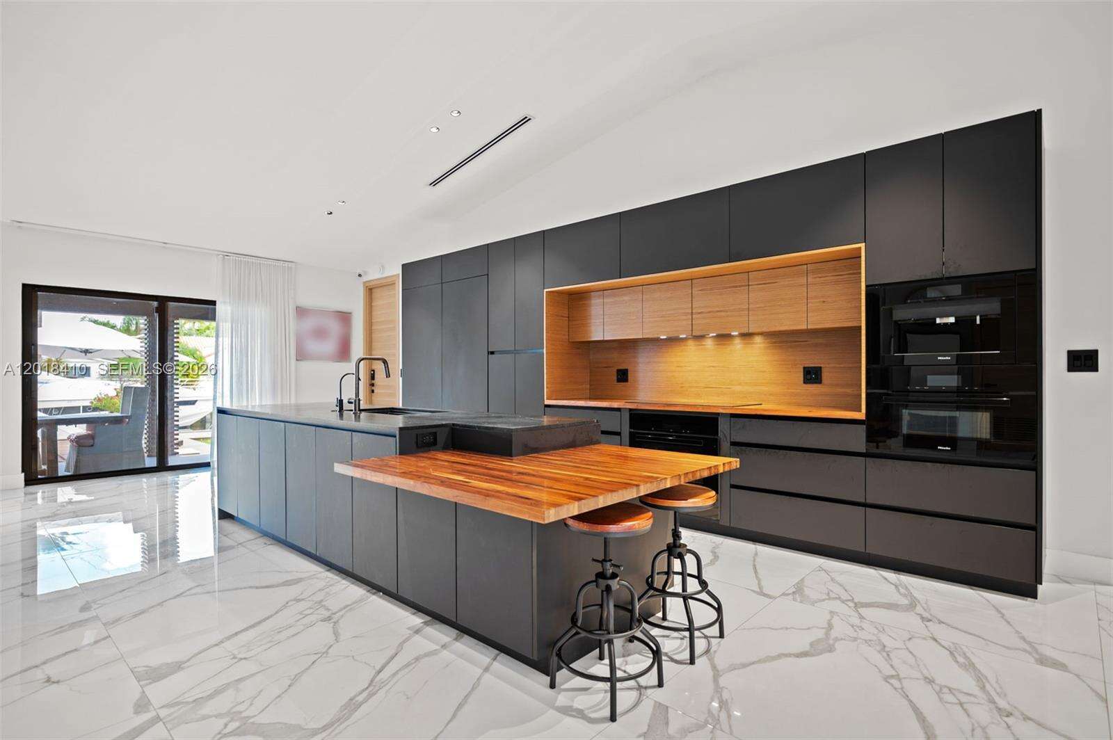 16431 34th Ave, North Miami Beach, FL 33160 - For Sale photo 9