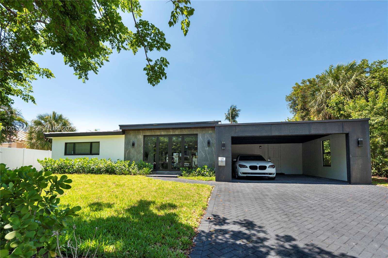 2308 18 St, Fort Lauderdale, FL 33316 - For Sale photo 1