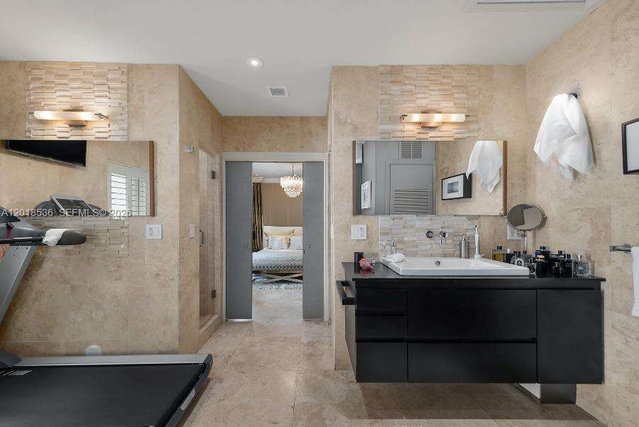 830 Dilido Dr, Miami Beach, FL 33139 - For Sale photo 17