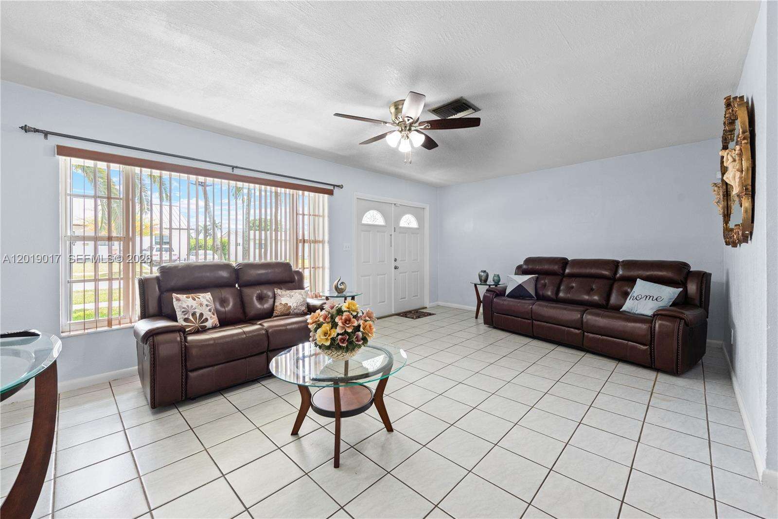731 17th St, Homestead, FL 33030 - For Sale photo 2