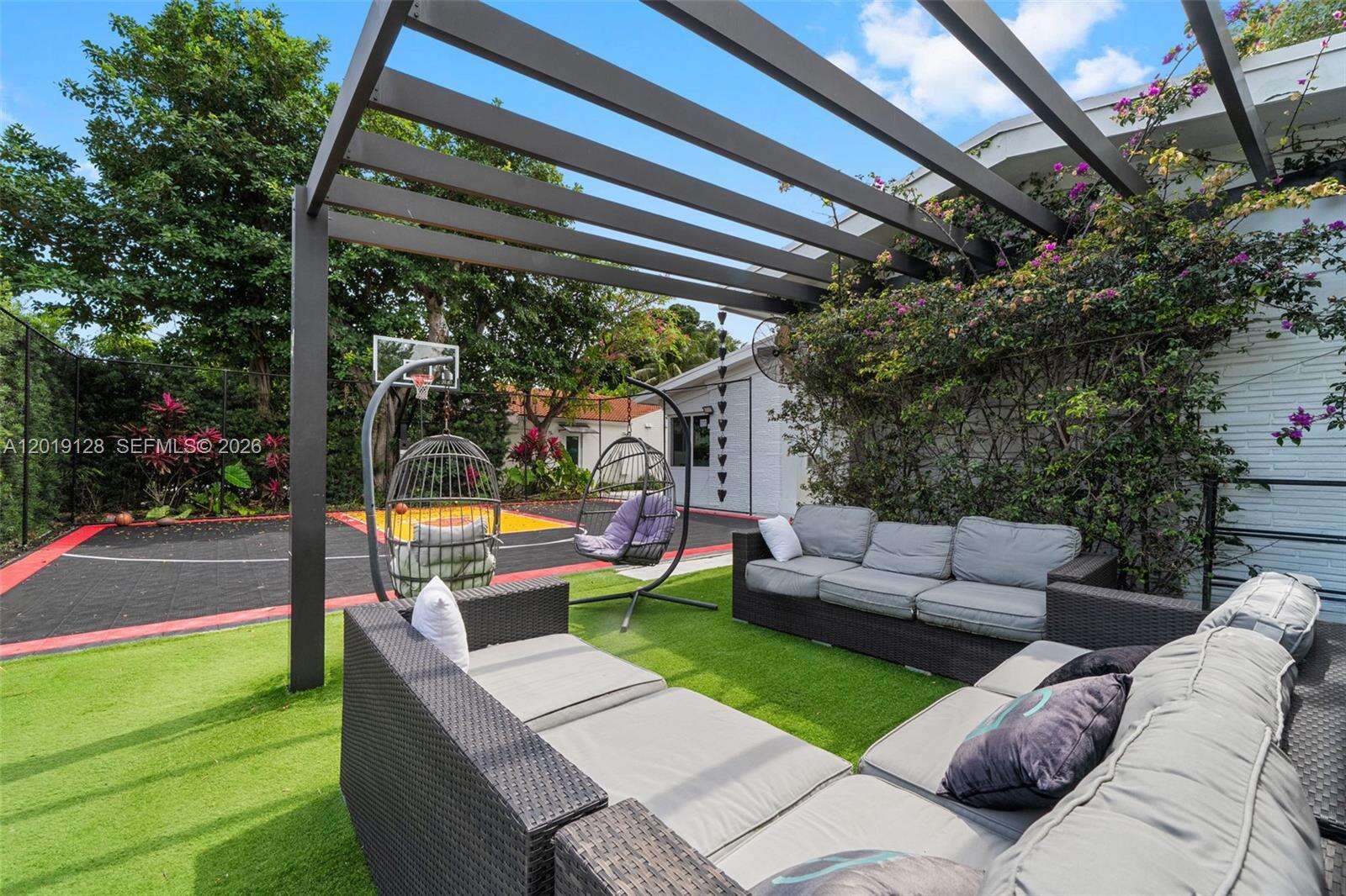 3758 Prairie Ave, Miami Beach, FL 33140 - For Sale photo 4