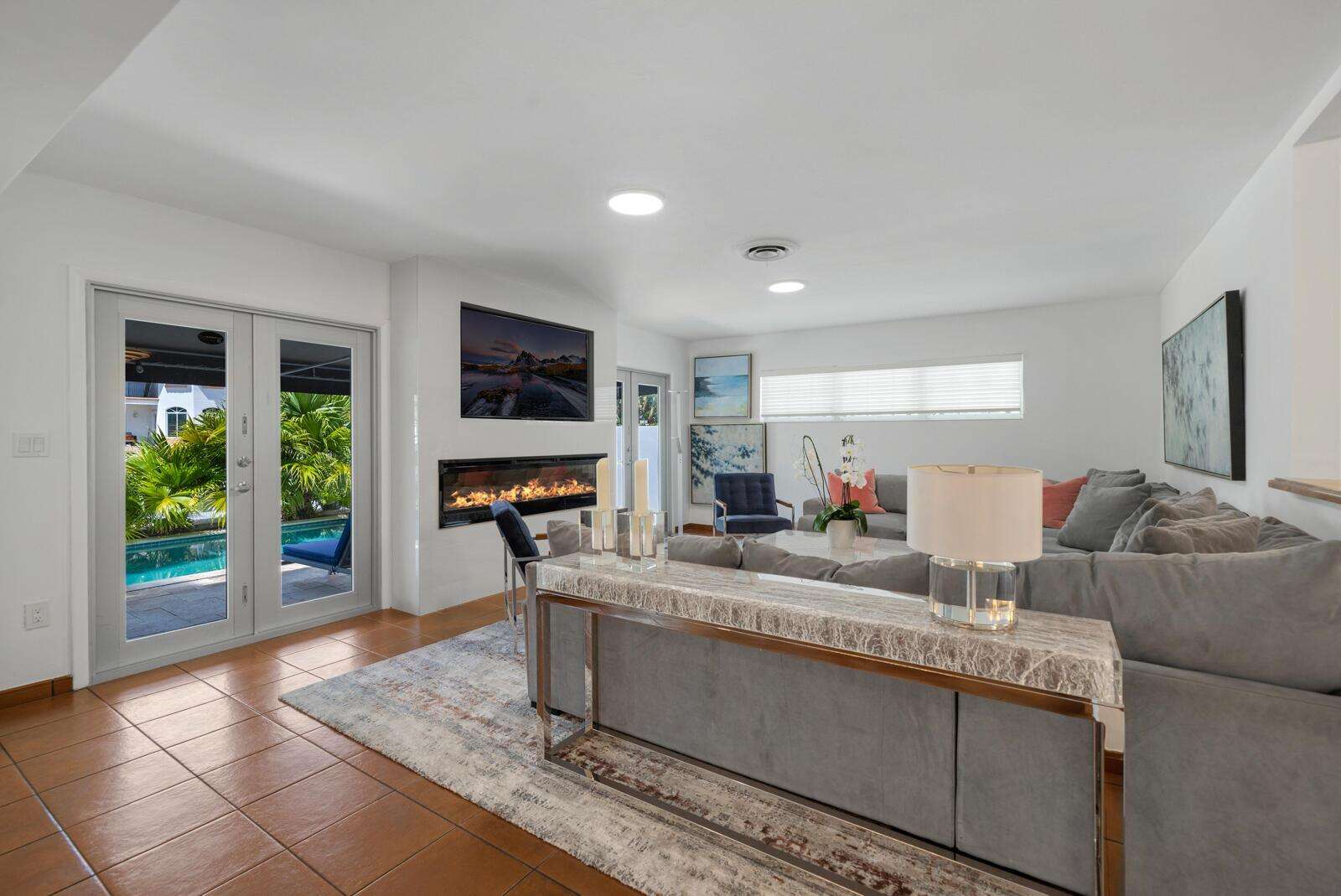325 Coconut Isle, Fort Lauderdale, FL 33301 - For Sale photo 3
