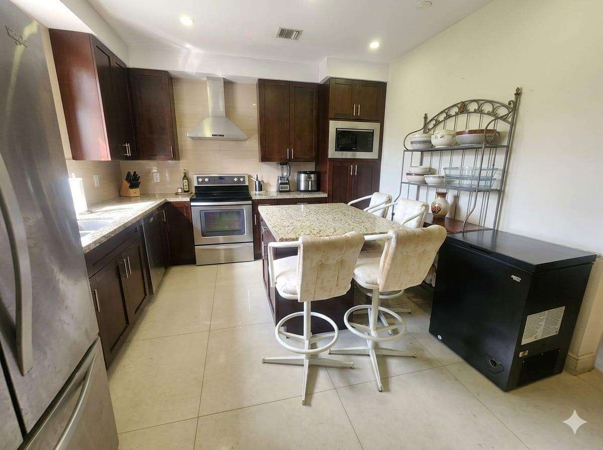 1514 Davie, Fort Lauderdale, FL 33312 - For Sale photo 5