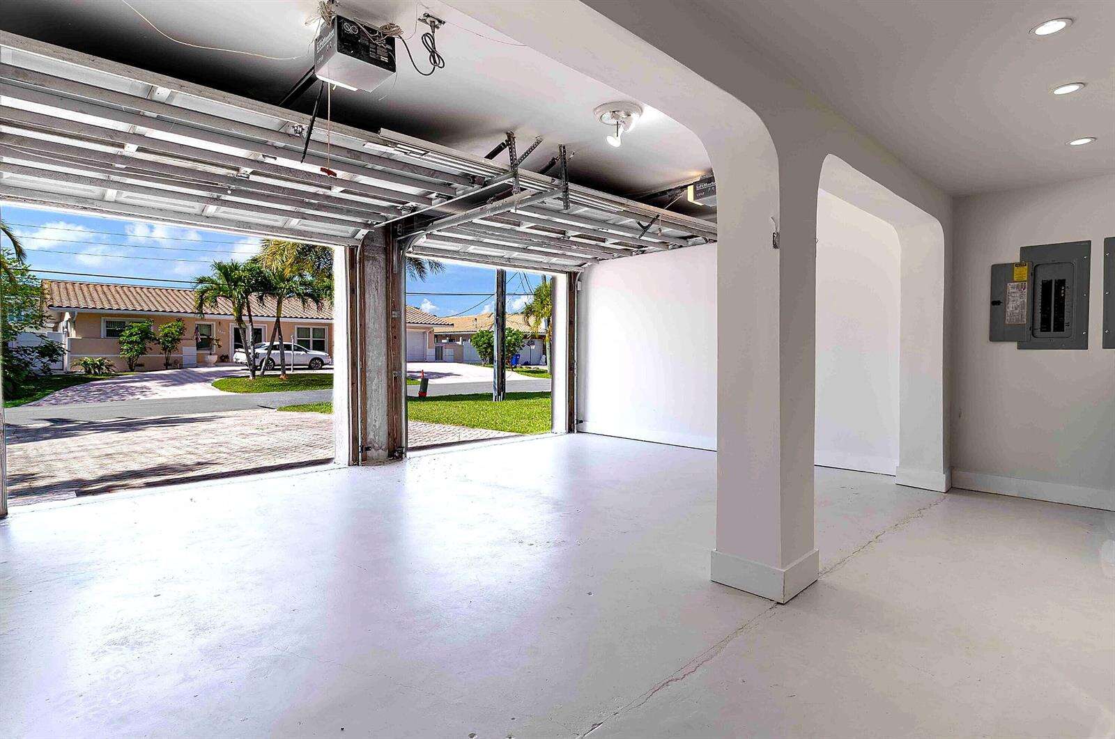 3341 170th, North Miami Beach, FL 33160 - For Sale photo 42