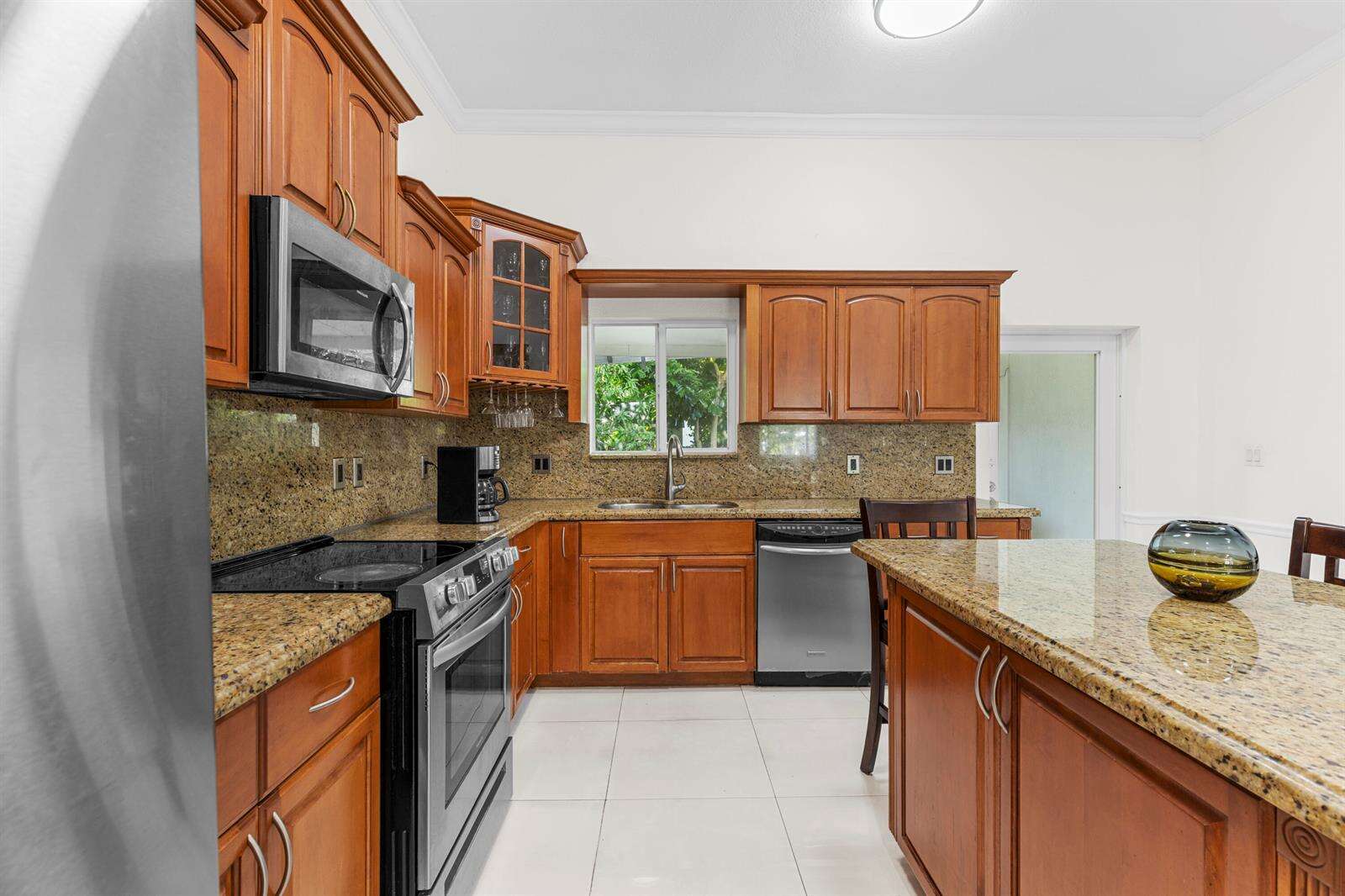 321 72nd, Hollywood, FL 33024 - For Sale photo 16
