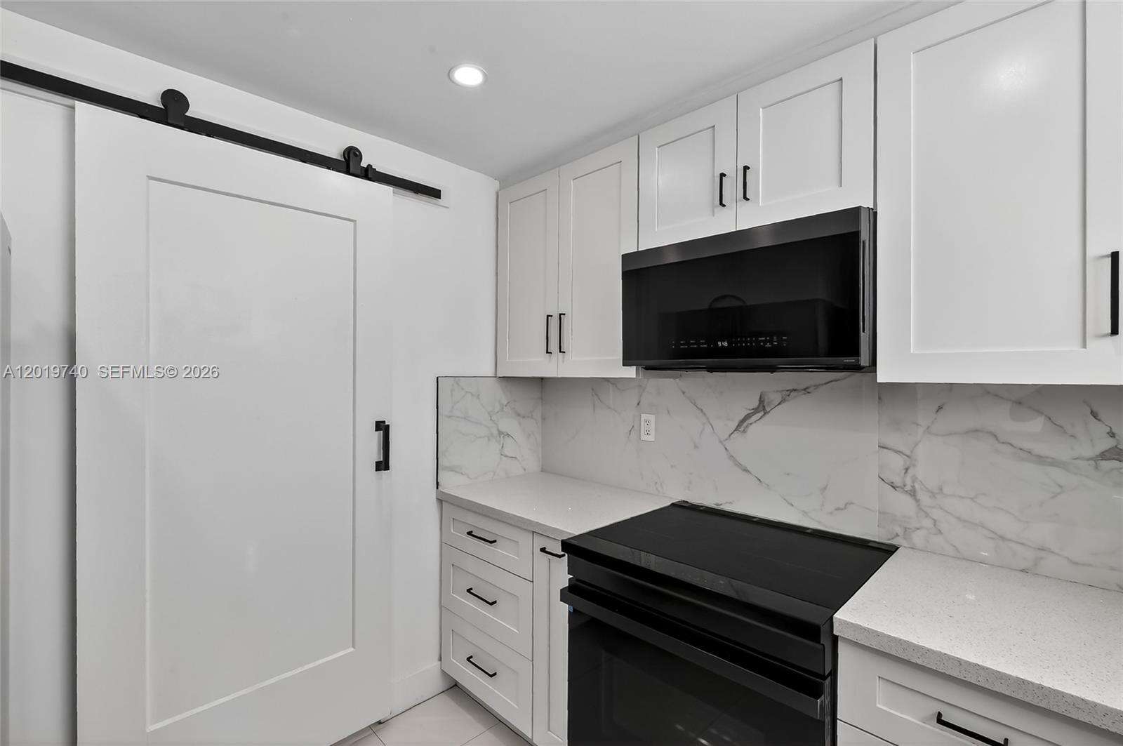 413 5th Ave, Hallandale Beach, FL 33009 - Pending Sale photo 13