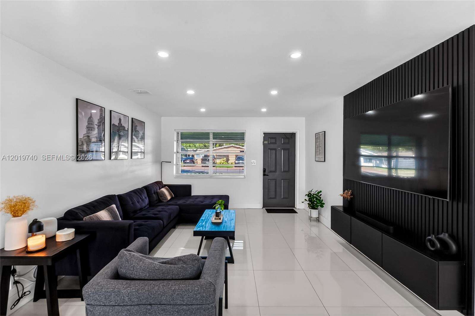 413 5th Ave, Hallandale Beach, FL 33009 - Pending Sale photo 7