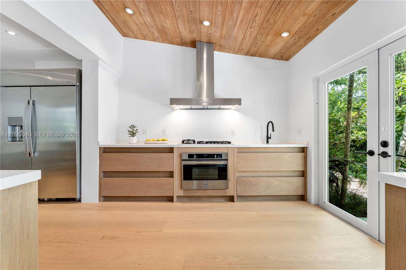 5812 Alton Rd, Miami Beach, FL 33140 - For Sale photo 8