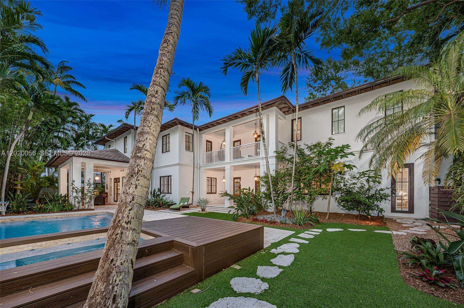 4196 Douglas Rd, Miami, FL 33133 - For Sale photo 4