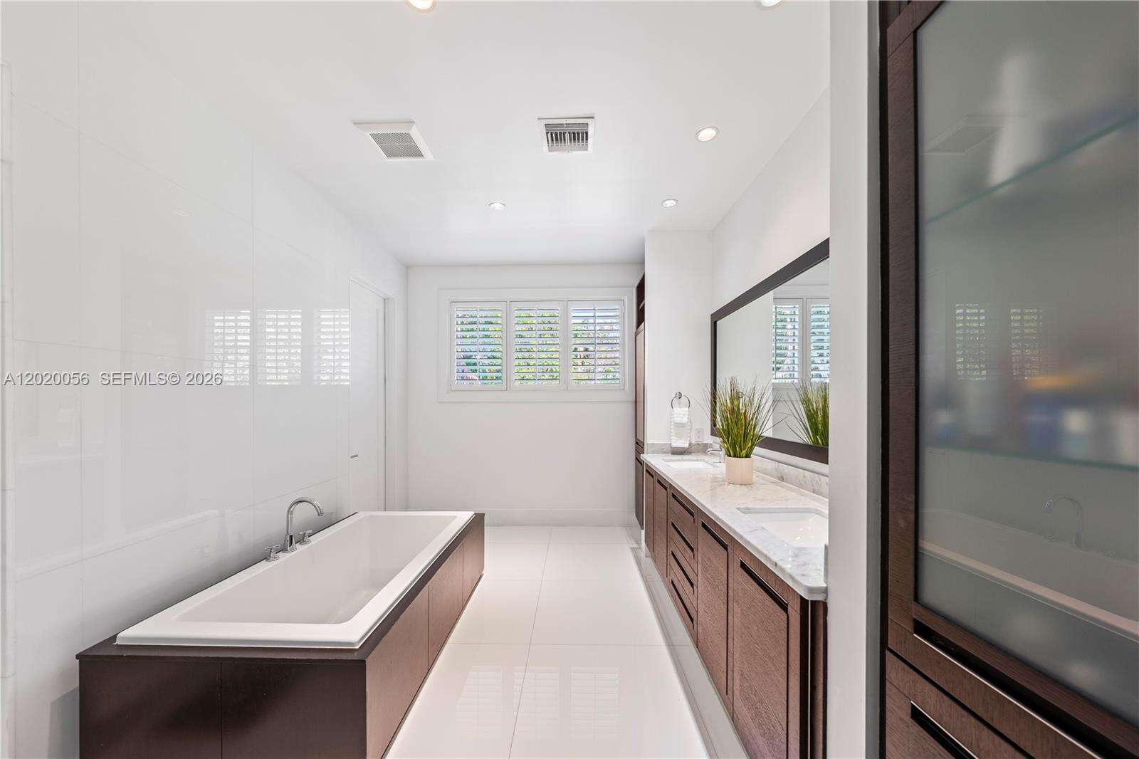4196 Douglas Rd, Miami, FL 33133 - For Sale photo 53
