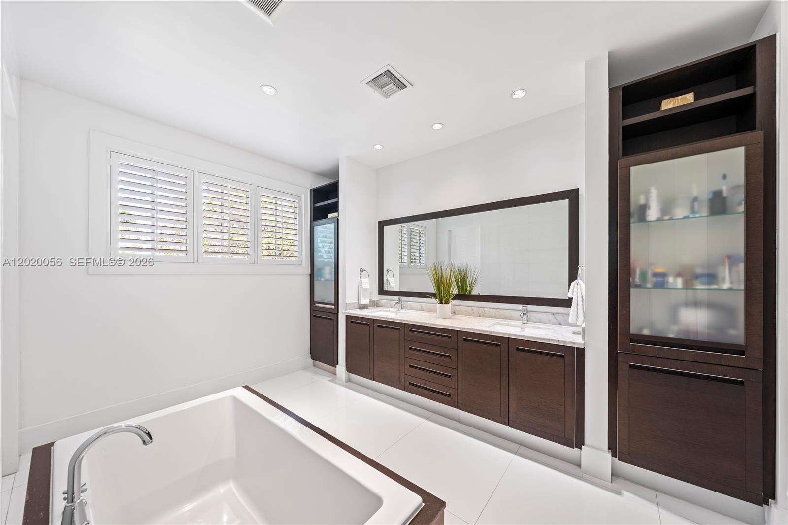 4196 Douglas Rd, Miami, FL 33133 - For Sale photo 54