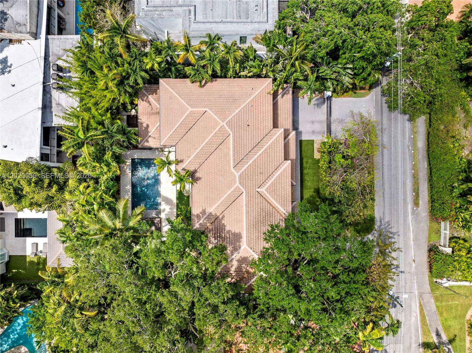 4196 Douglas Rd, Miami, FL 33133 - For Sale photo 94