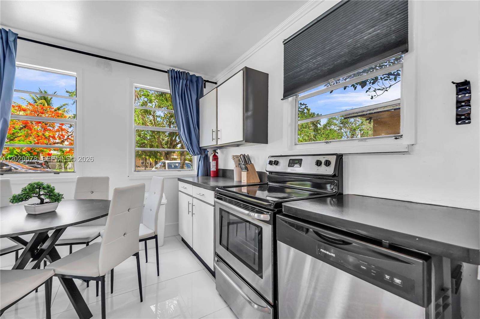 1738 16th Ct, Hollywood, FL 33020 - For Sale photo 11