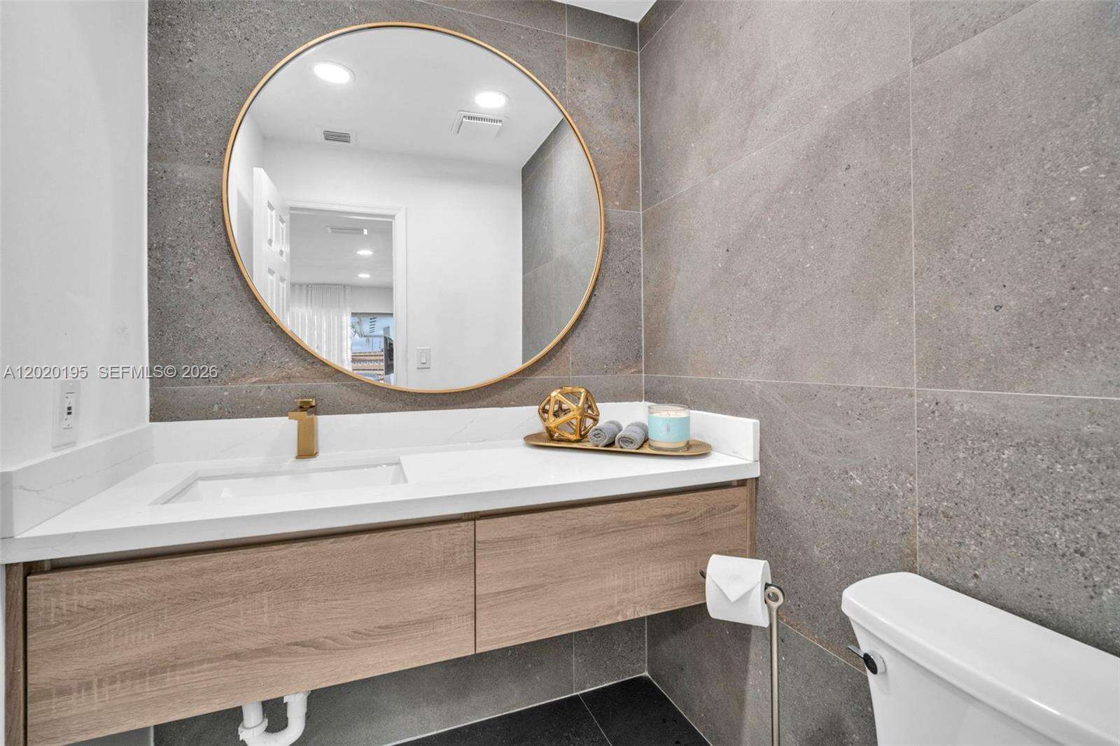 136 Greens Rd, Hollywood, FL 33021 - For Sale photo 12