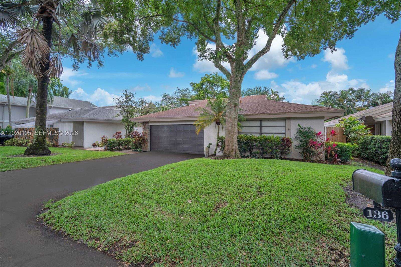 136 Greens Rd, Hollywood, FL 33021 - For Sale photo 27