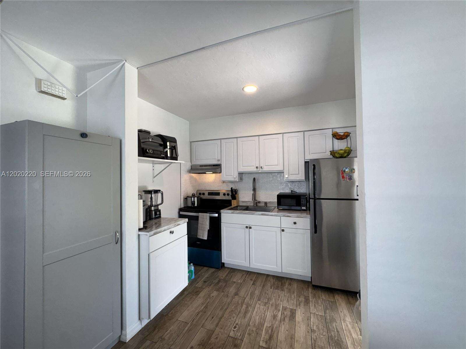 2726 Taylor St, Hollywood, FL 33020 - For Sale photo 14