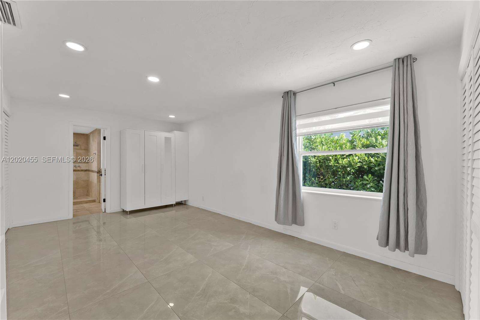 11144 8th Ct, Biscayne Park, FL 33161 - For Sale photo 13