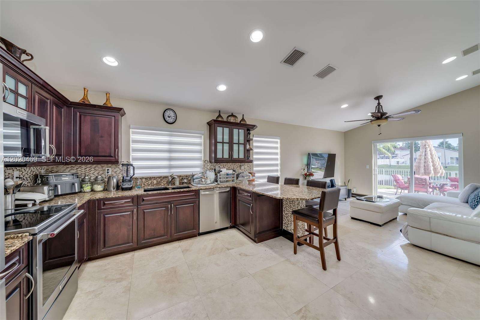 5032 34th Ter, Hollywood, FL 33312 - For Sale photo 3
