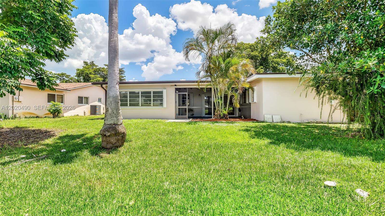 500 96th Ter, Pembroke Pines, FL 33024 - For Sale photo 10