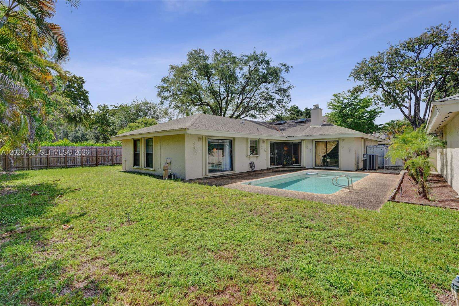 30 Cedar Rd, Hollywood, FL 33021 - For Sale photo 34