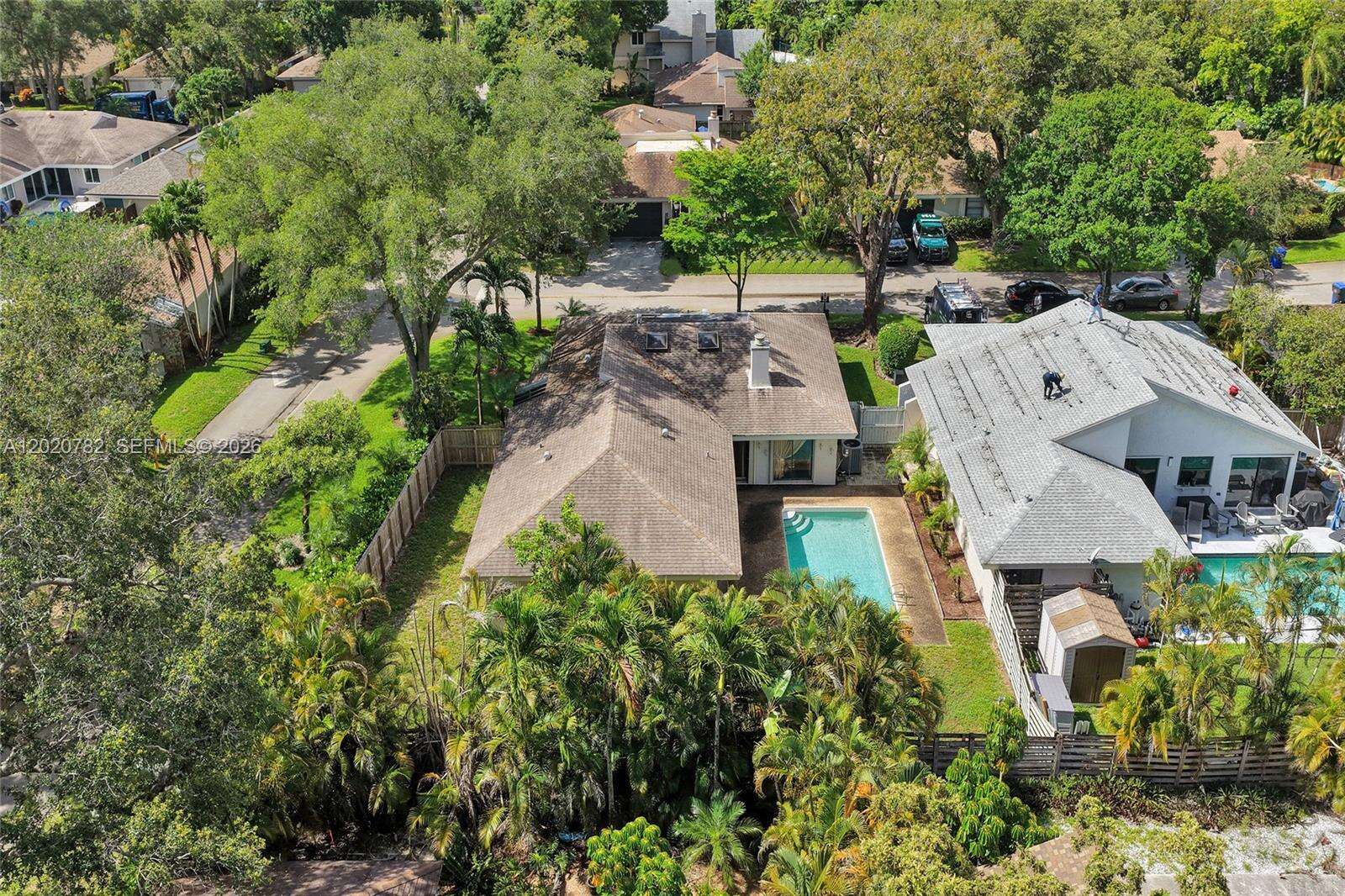 30 Cedar Rd, Hollywood, FL 33021 - For Sale photo 6