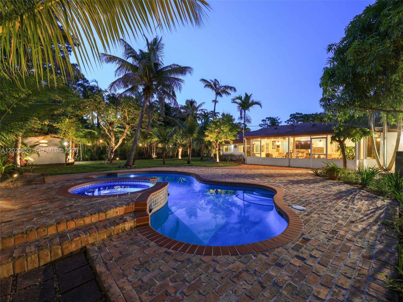 5644 69th Ave, Miami, FL 33143 - For Sale photo 2