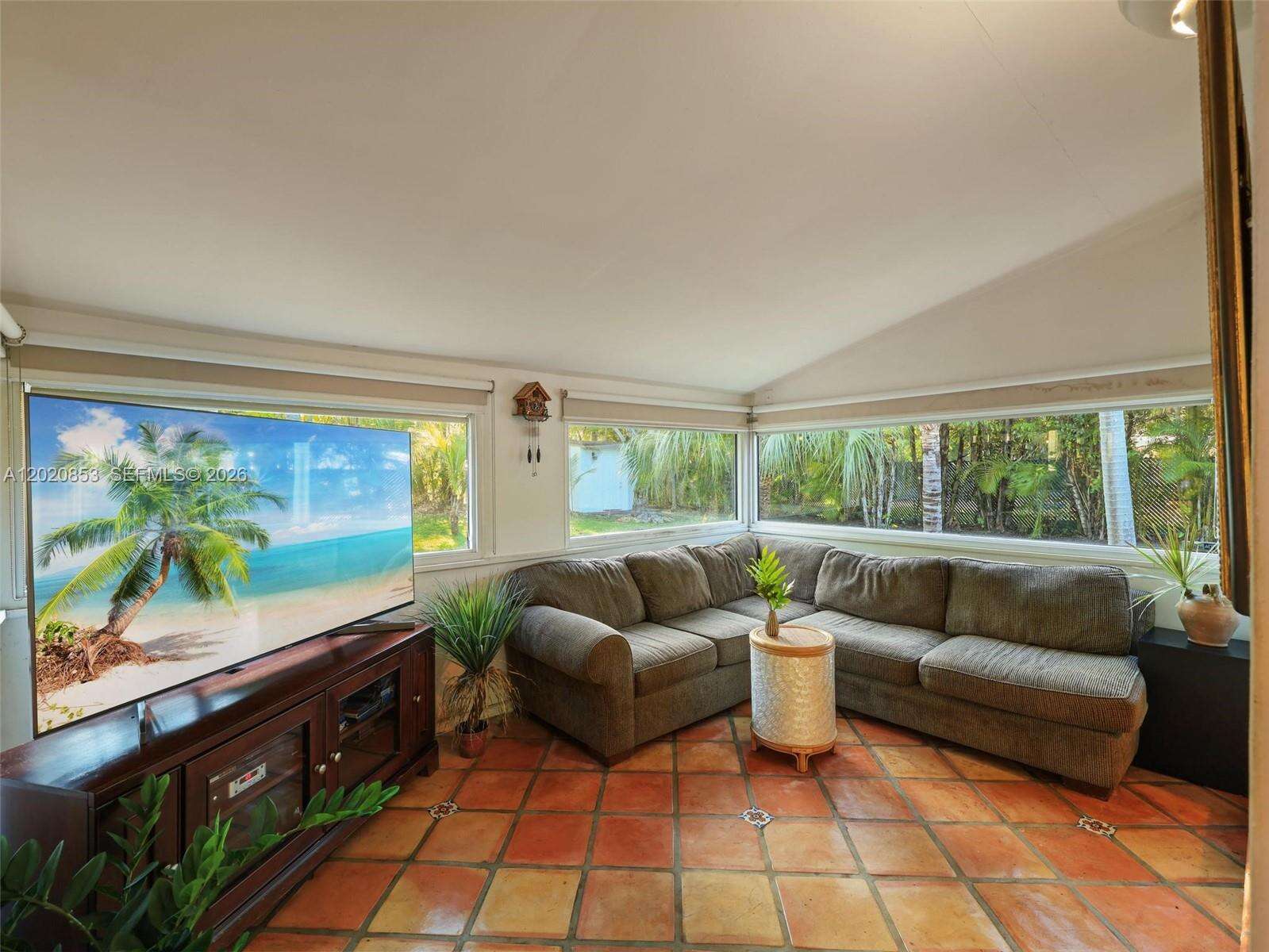 5644 69th Ave, Miami, FL 33143 - For Sale photo 12
