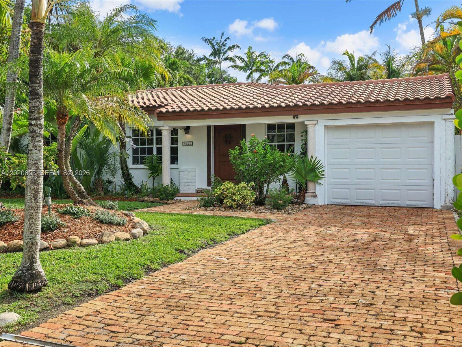 5644 69th Ave, Miami, FL 33143 - For Sale photo 4