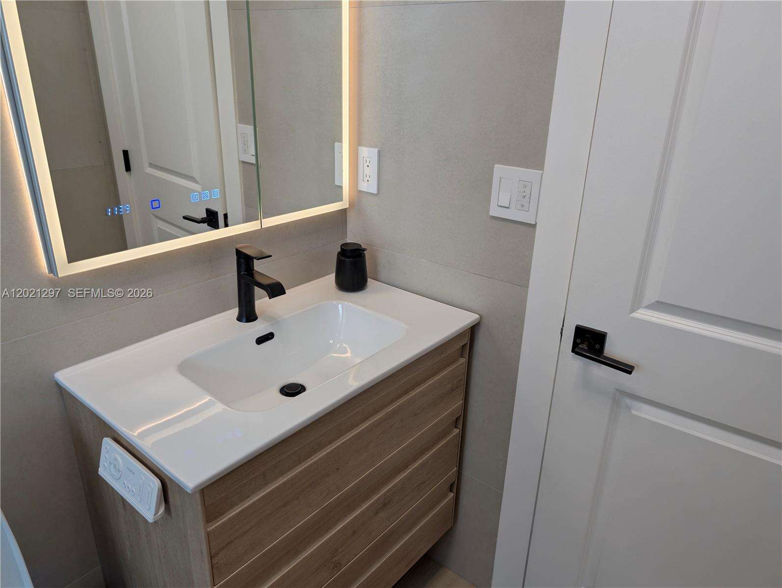 2460 Jackson St, Hollywood, FL 33020 - For Sale photo 19