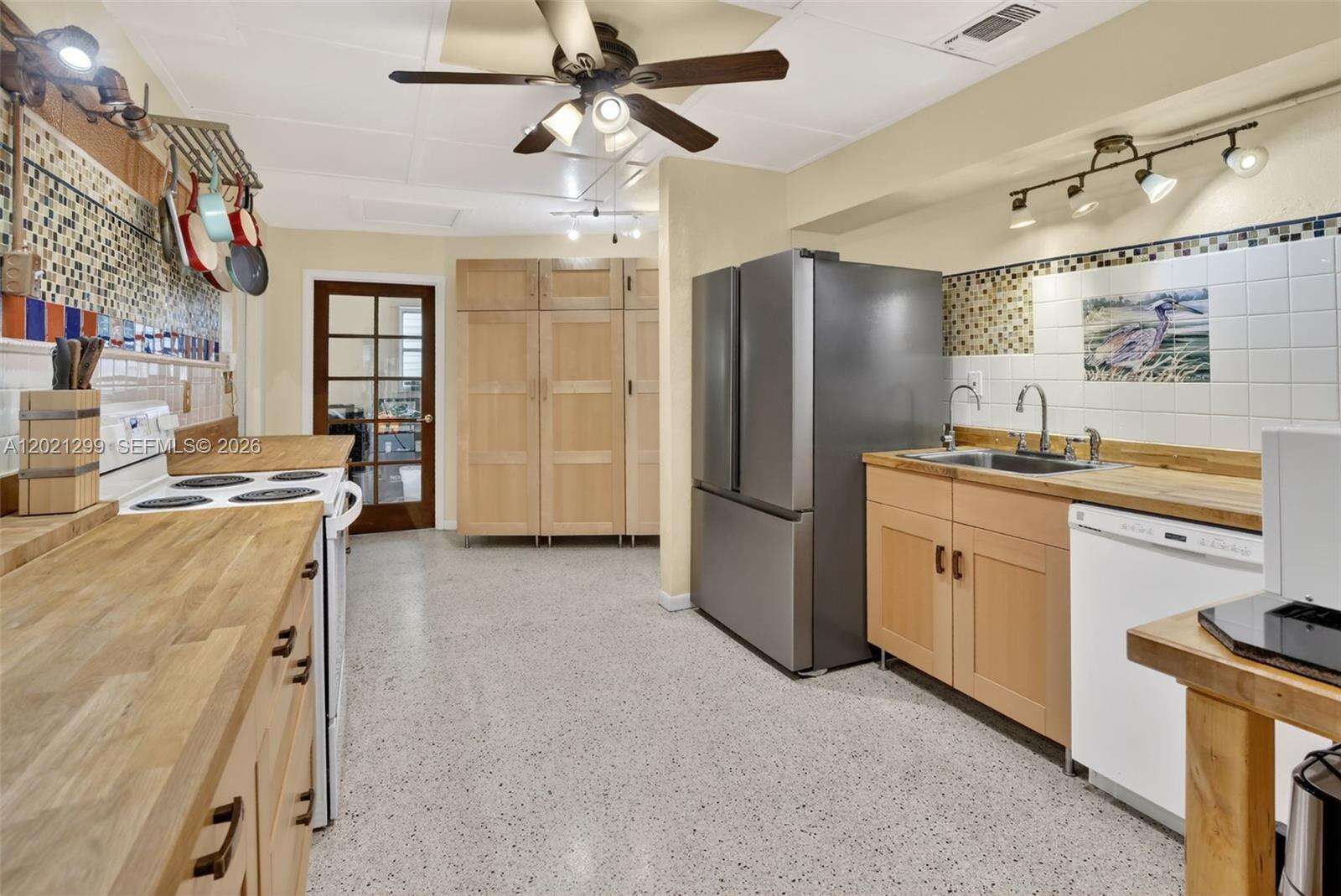 2048 28th Ter, Fort Lauderdale, FL 33312 - For Sale photo 11