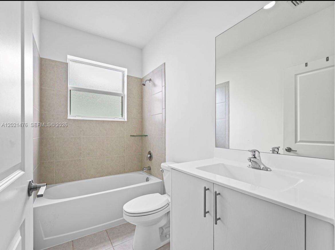 14884 162nd St, Miami, FL 33187 - For Sale photo 22