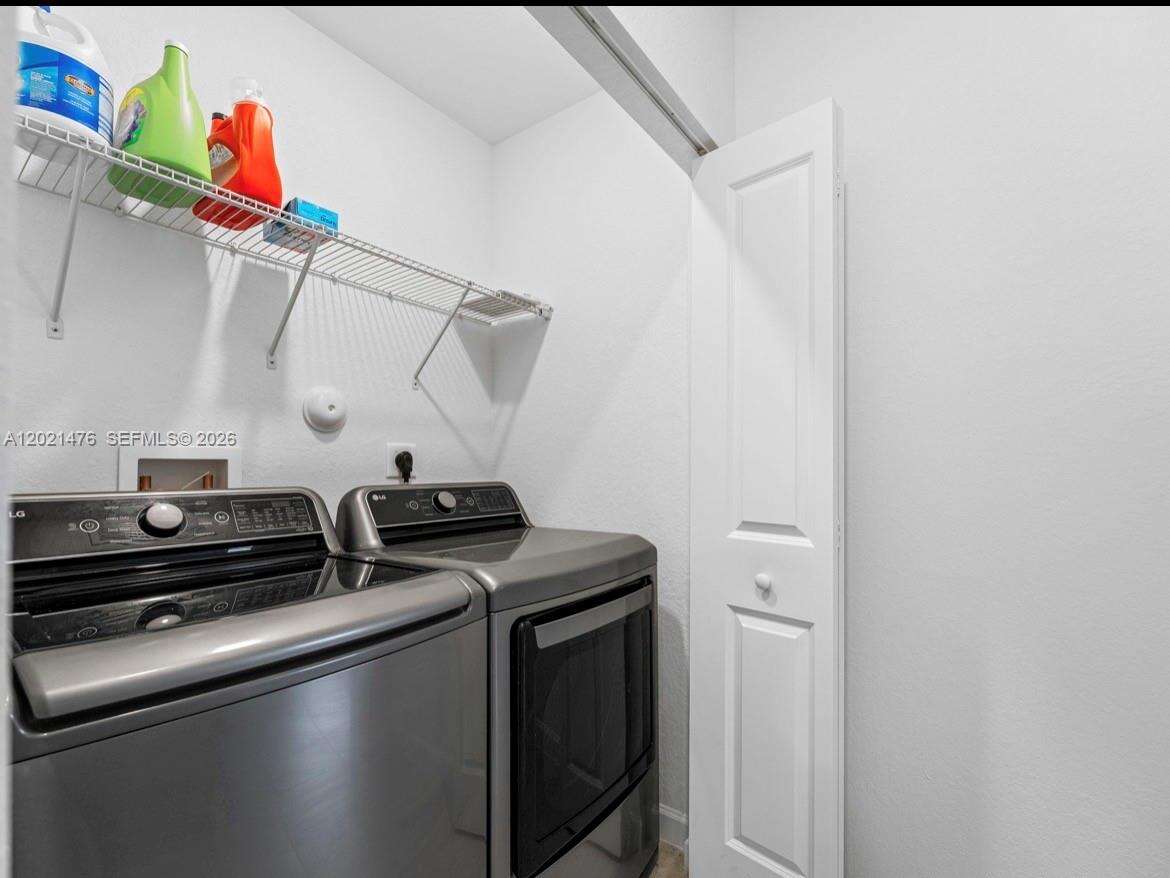 14884 162nd St, Miami, FL 33187 - For Sale photo 28