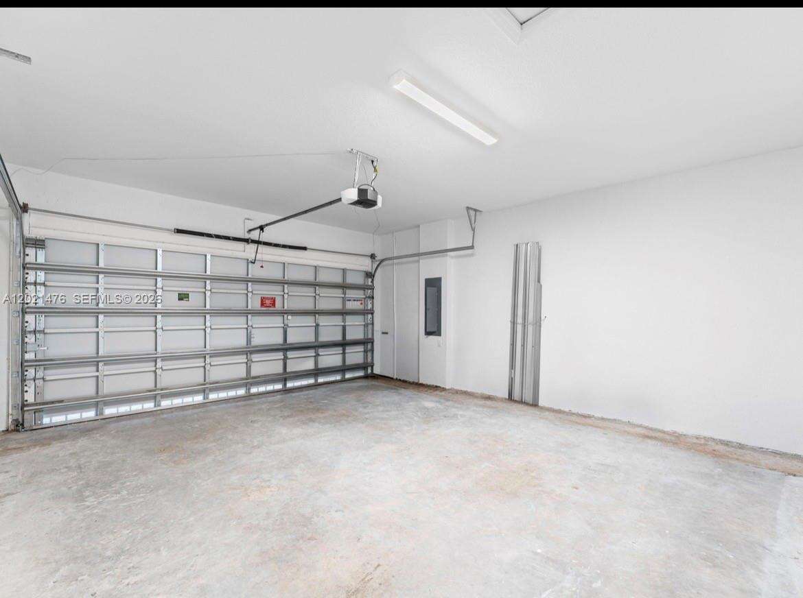 14884 162nd St, Miami, FL 33187 - For Sale photo 32