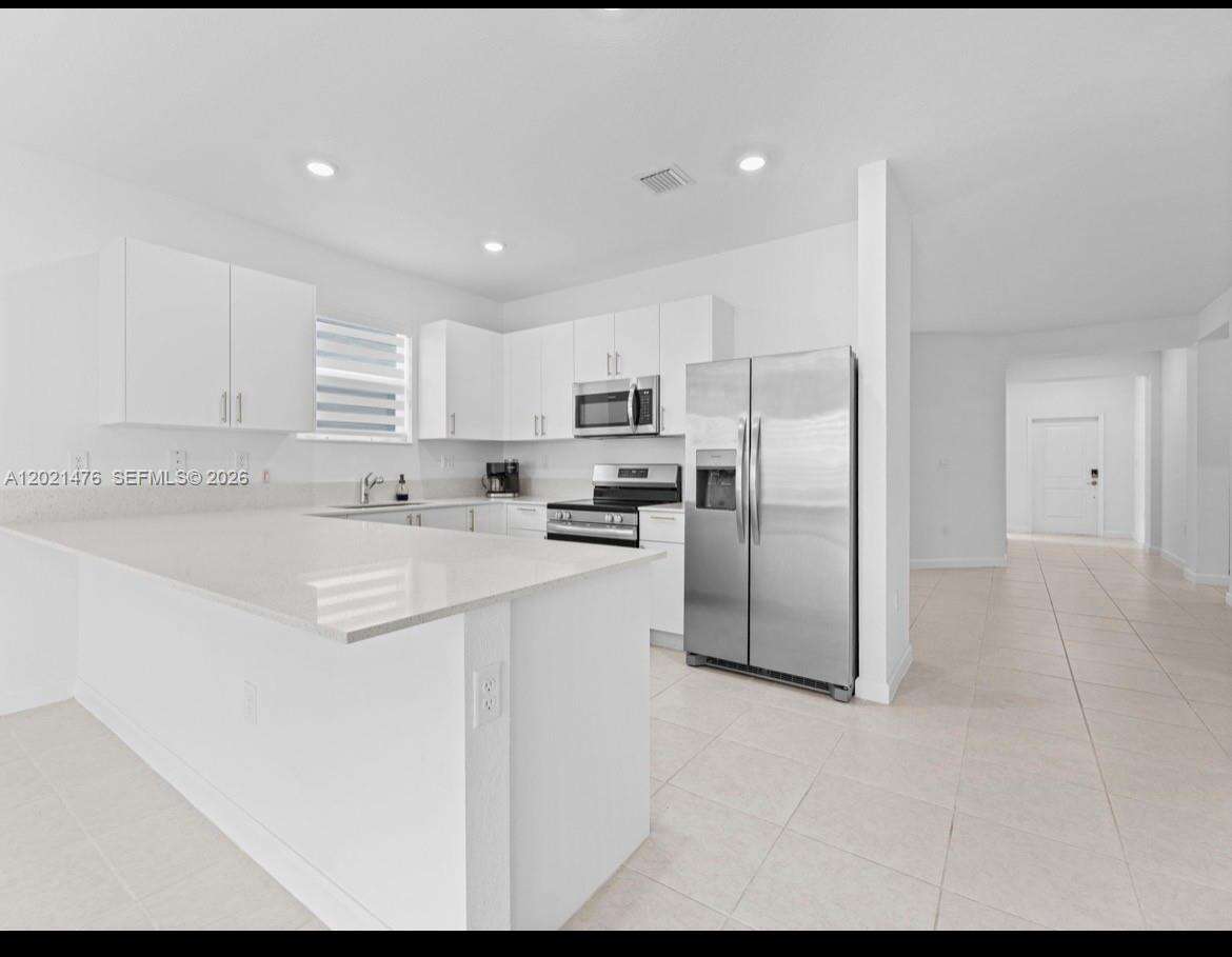14884 162nd St, Miami, FL 33187 - For Sale photo 6