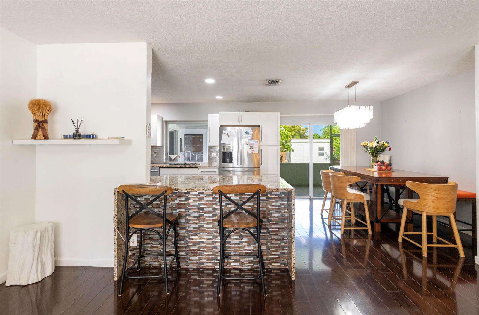 2141 56th, Hollywood, FL 33021 - For Sale photo 17