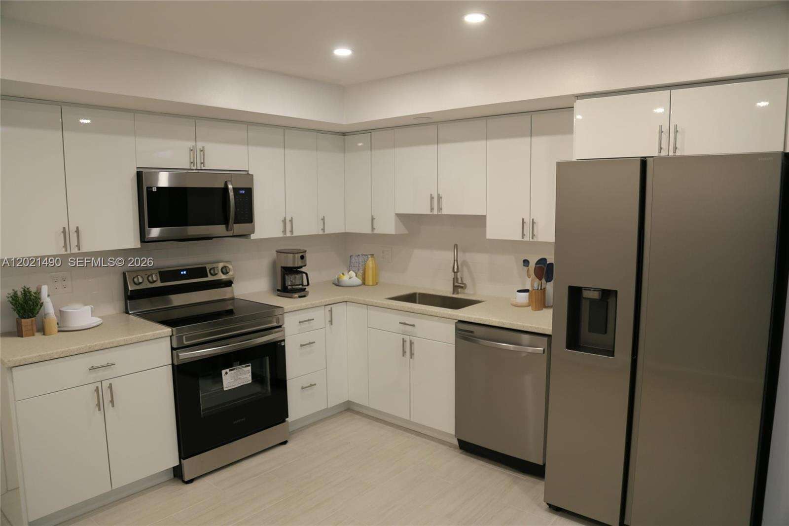 4233 Washington St, Hollywood, FL 33021 - For Sale photo 3