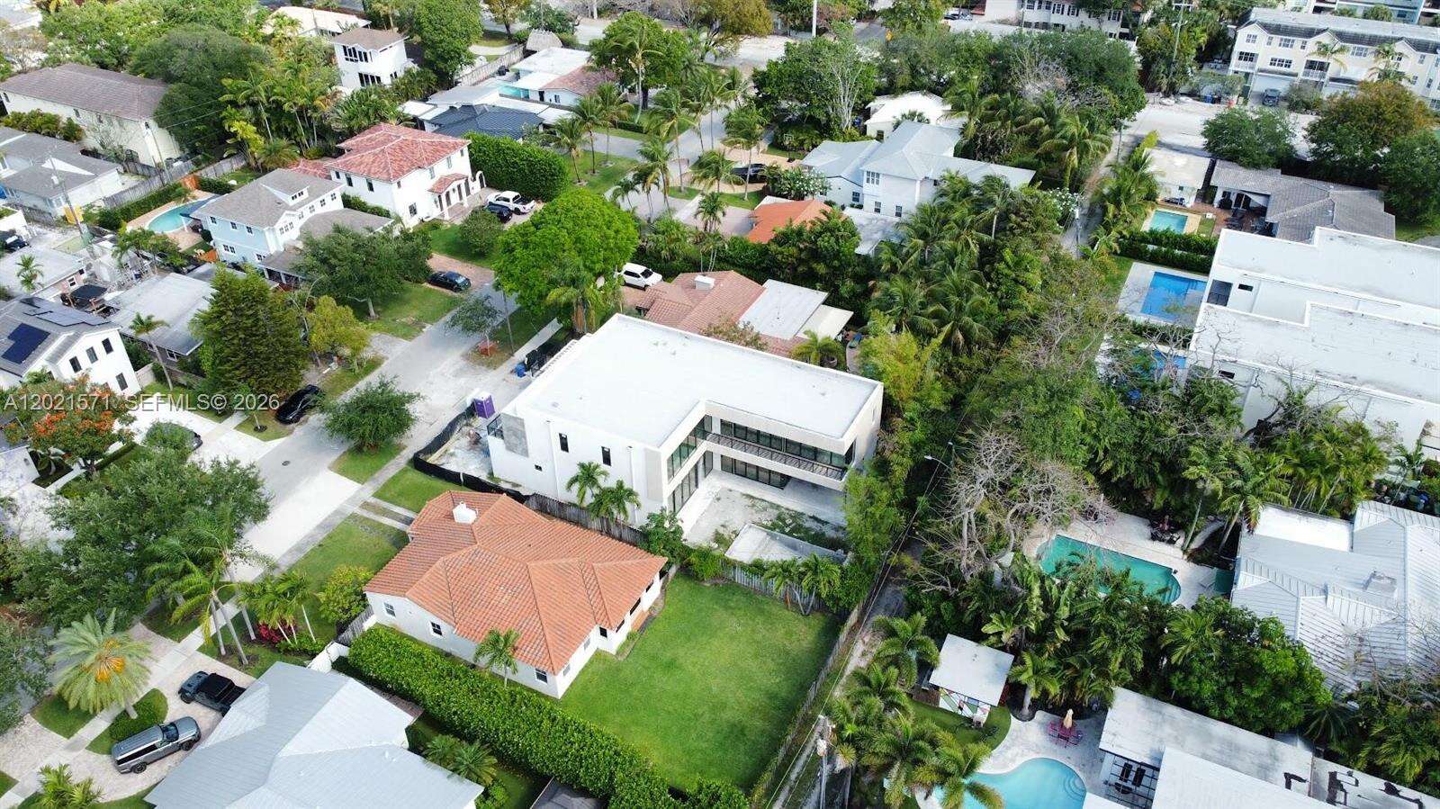 528 13th Ave, Fort Lauderdale, FL 33301 - For Sale photo 3