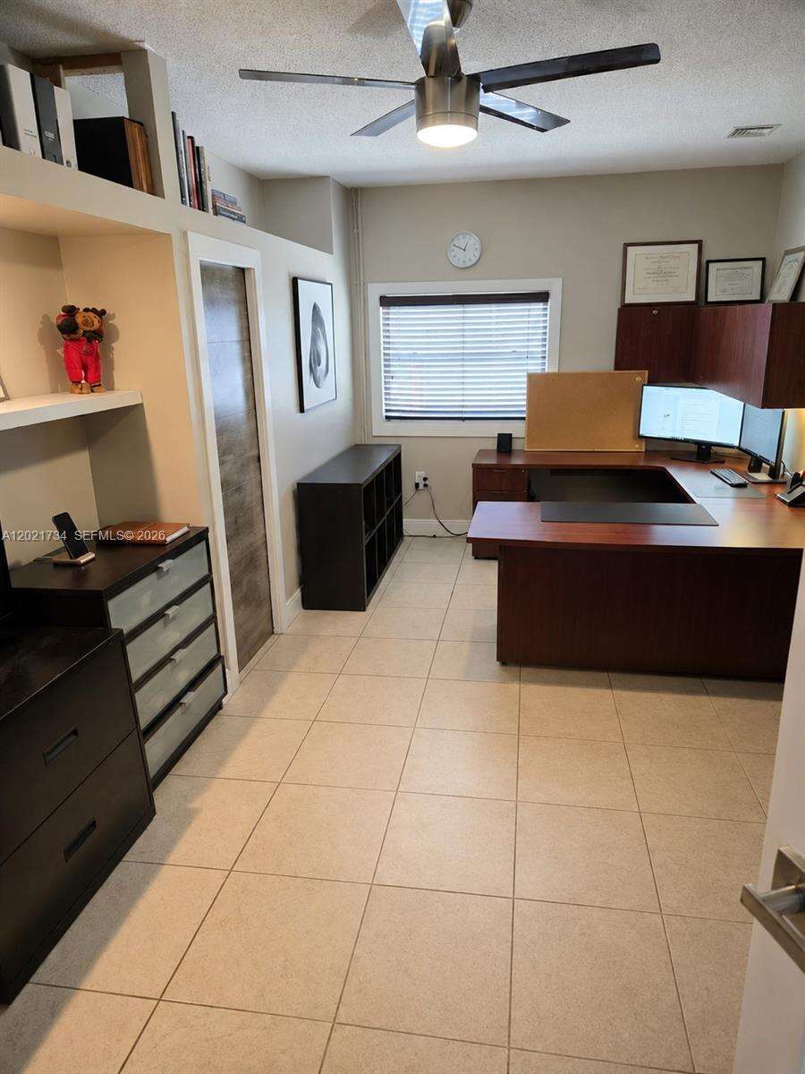 2908 36th Ave, Hollywood, FL 33021 - For Sale photo 16