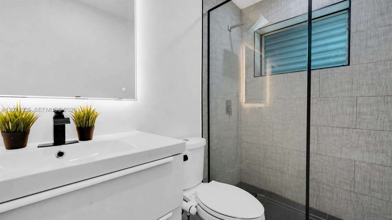 603 32nd Ave, Hollywood, FL 33021 - For Sale photo 18